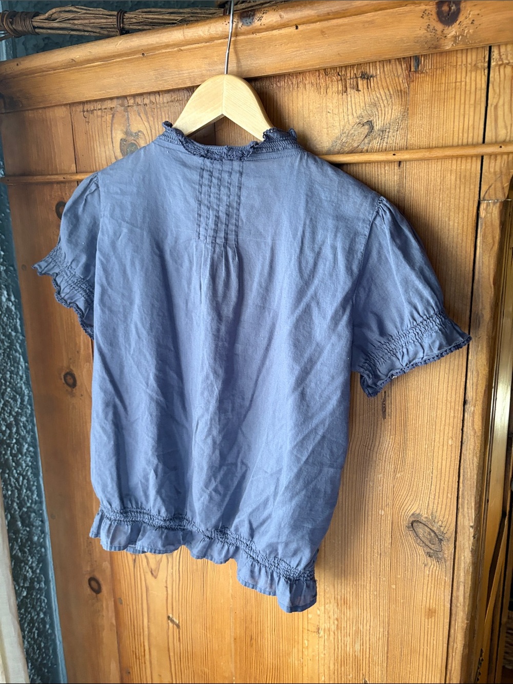 Women's 100% Cotton Blue Ruffle-Trim Button Front Top - Picture 6 of 7